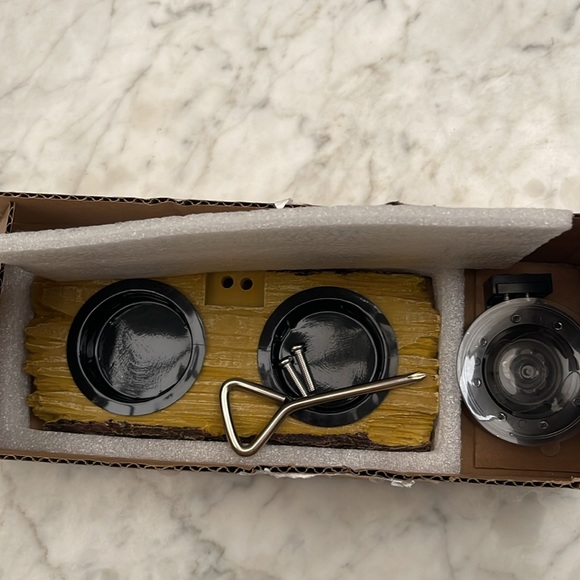 Dual Repti Zoo geico feeder with glass suction attachment - Picture 10 of 10